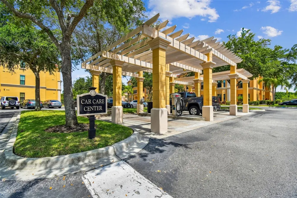 2724 VIA MURANO #615 Clearwater, FL 33764