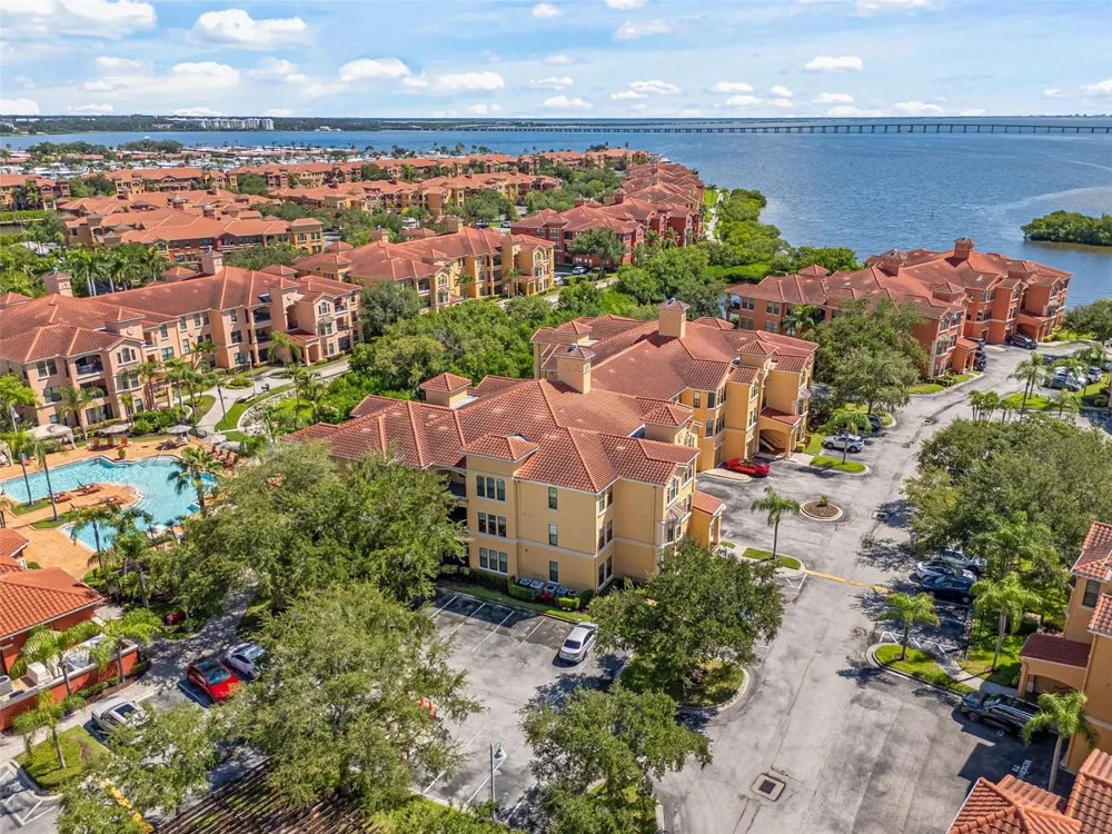 2724 VIA MURANO #615 Clearwater, FL 33764