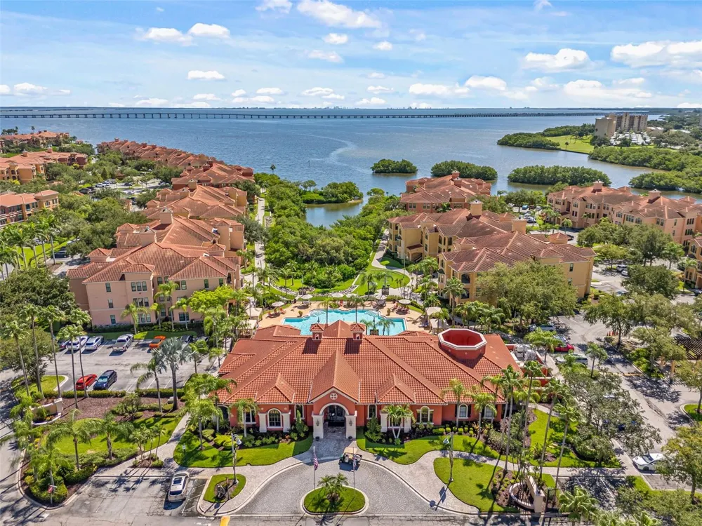 2724 VIA MURANO #615 Clearwater, FL 33764