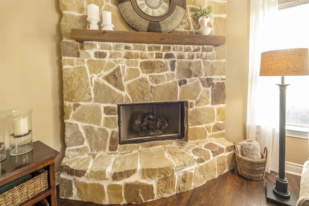 321 Westwood Drive League City, TX 77573