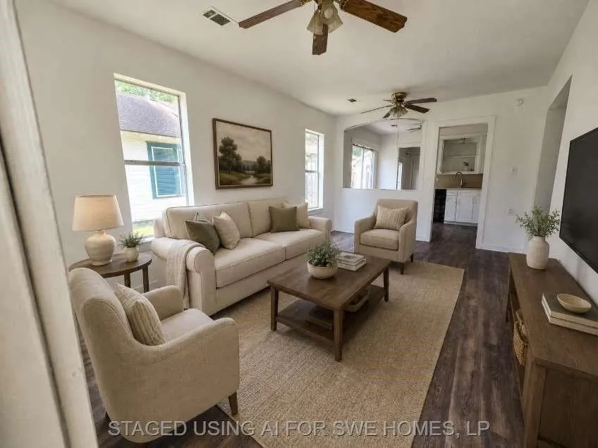 200 S Magnolia Street Highlands, TX 77562
