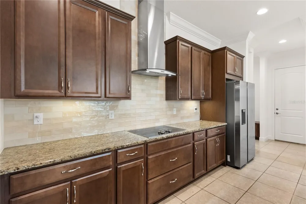 8148 CLEOBURY DRIVE Orlando, FL 32832