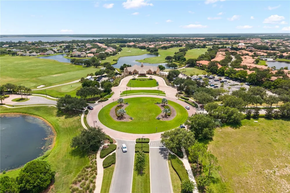 8148 CLEOBURY DRIVE Orlando, FL 32832