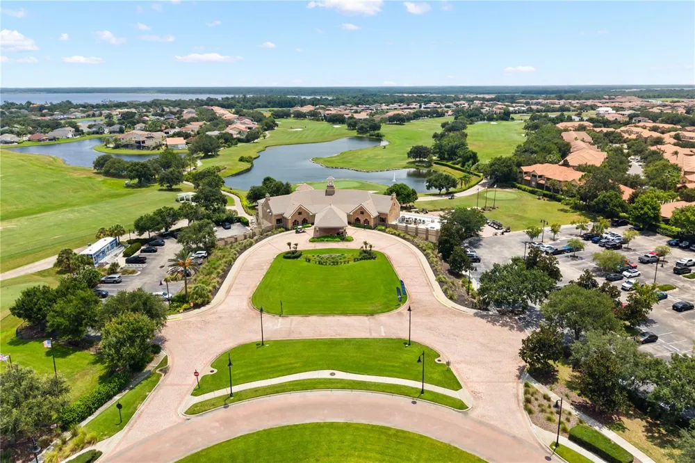 8148 CLEOBURY DRIVE Orlando, FL 32832