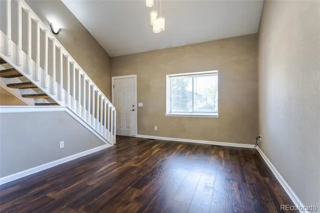 4984 S Dunkirk Way Centennial, CO 80015