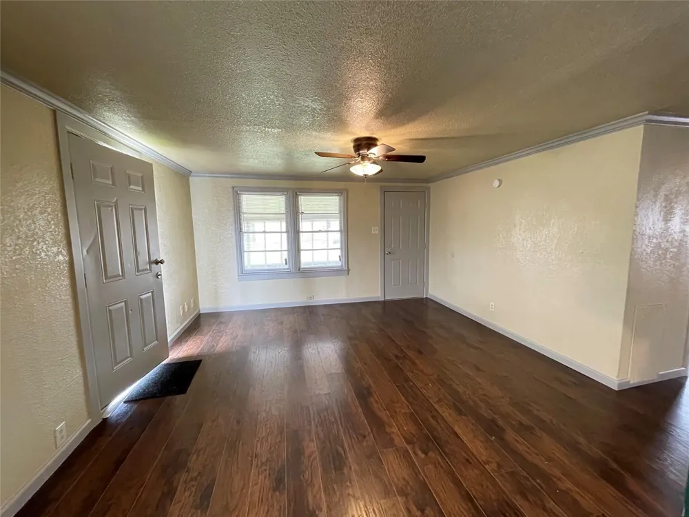 609 Avenue D Freeport, TX 77541