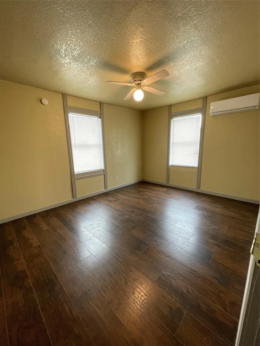 609 Avenue D Freeport, TX 77541