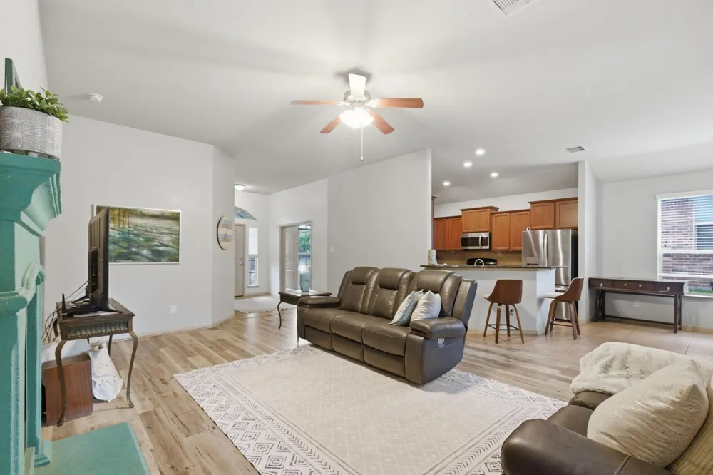 22054 Mission Canyon Lane Porter, TX 77365