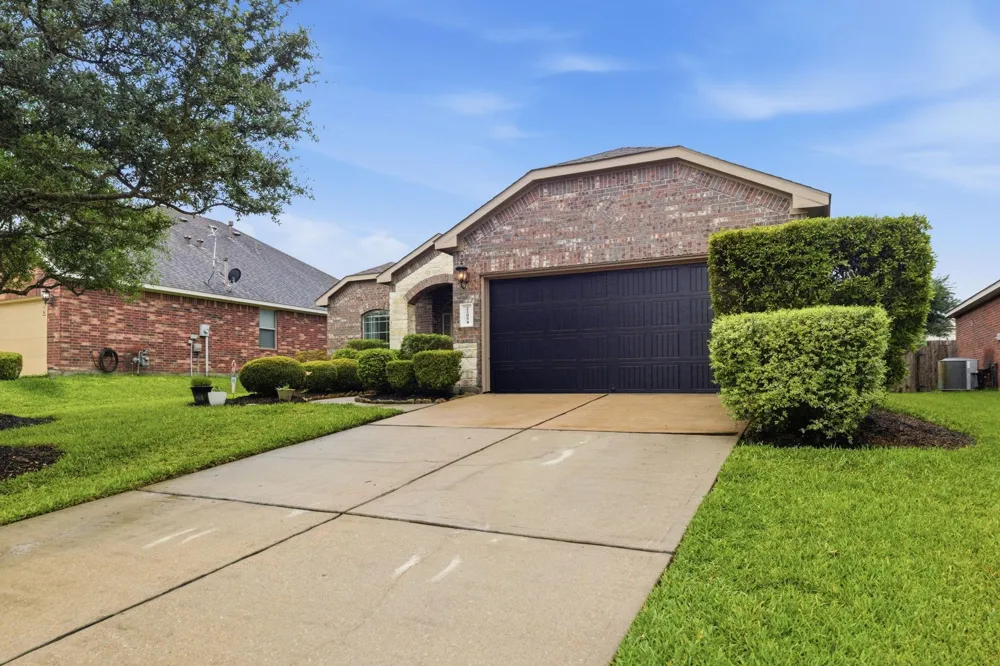 22054 Mission Canyon Lane Porter, TX 77365