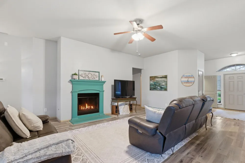 22054 Mission Canyon Lane Porter, TX 77365