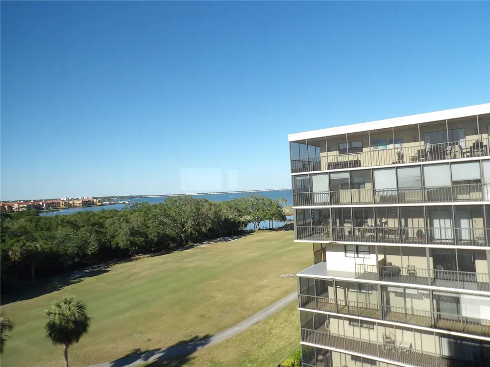 3300 COVE CAY DRIVE #6G Clearwater, FL 33760