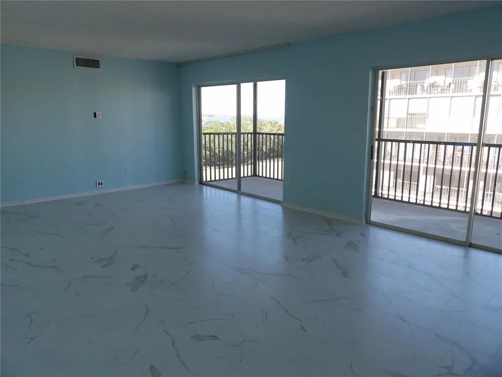 3300 COVE CAY DRIVE #6G Clearwater, FL 33760