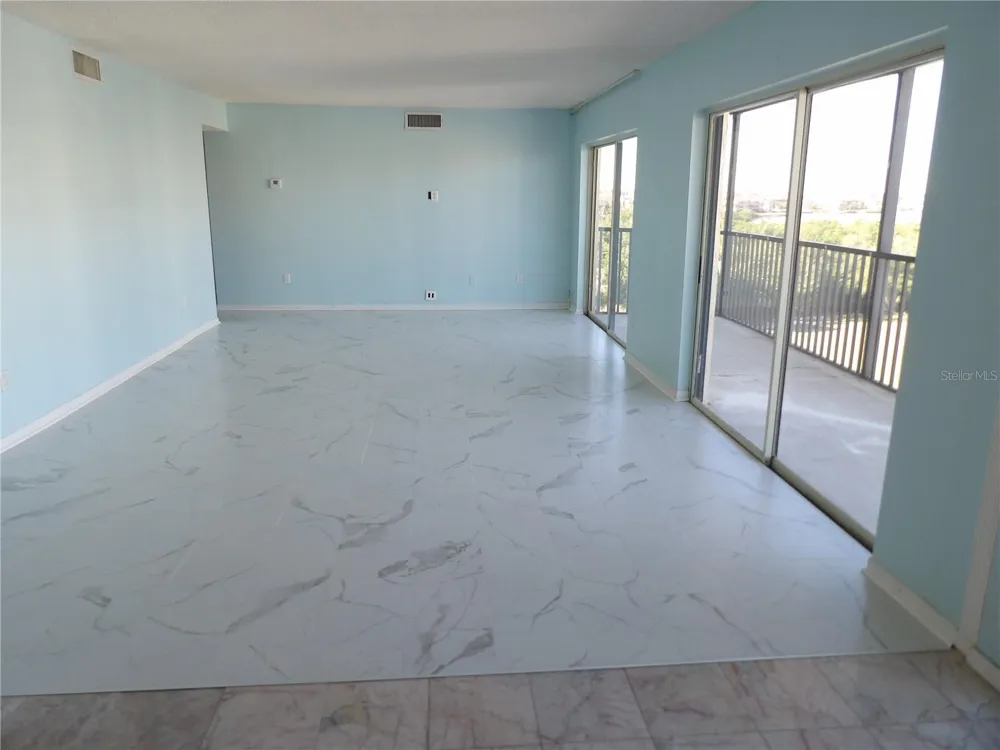 3300 COVE CAY DRIVE #6G Clearwater, FL 33760