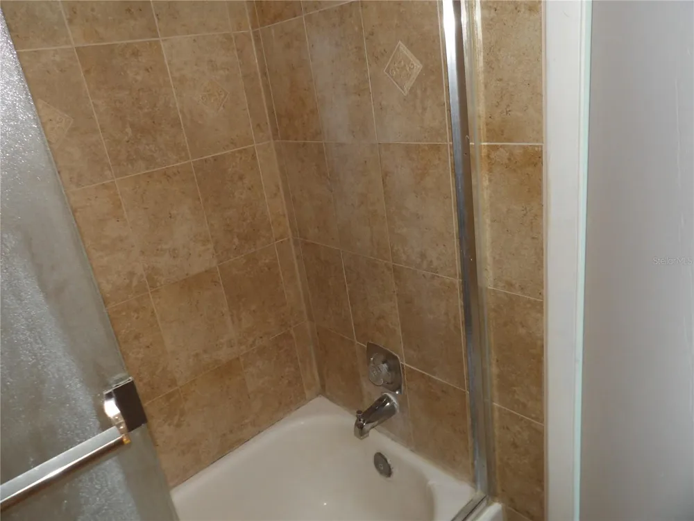 3300 COVE CAY DRIVE #6G Clearwater, FL 33760