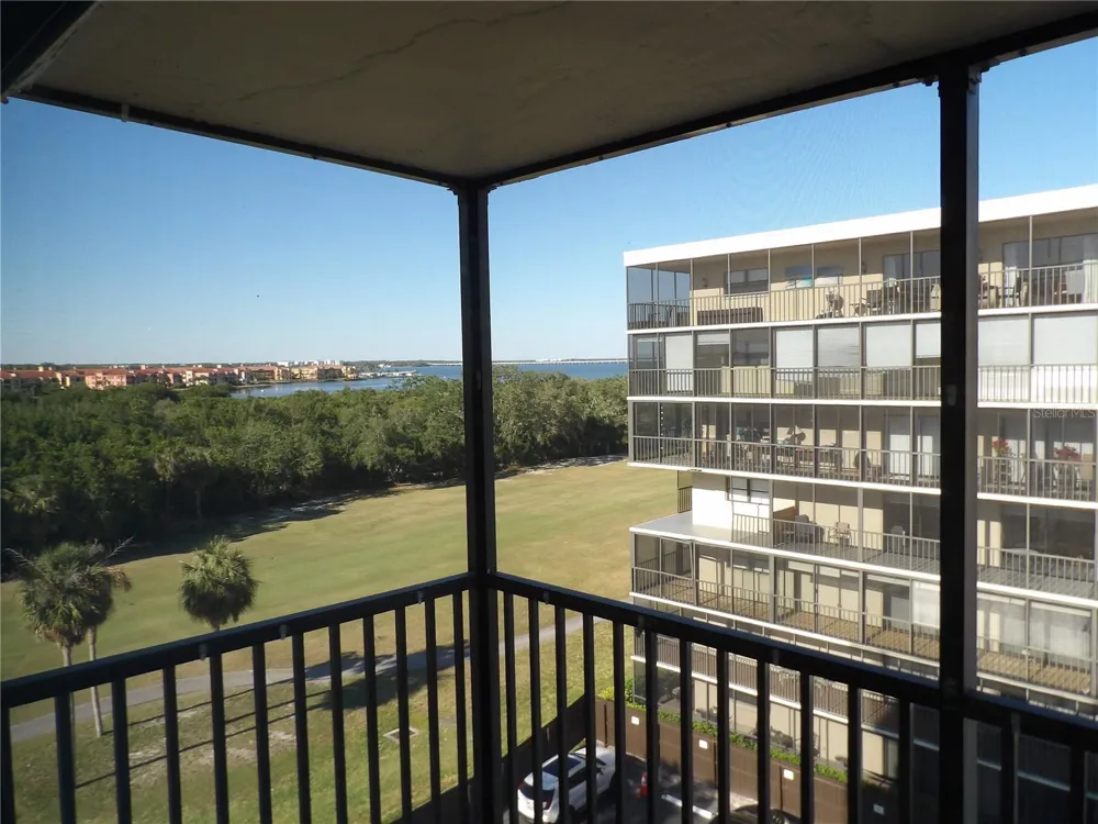 3300 COVE CAY DRIVE #6G Clearwater, FL 33760