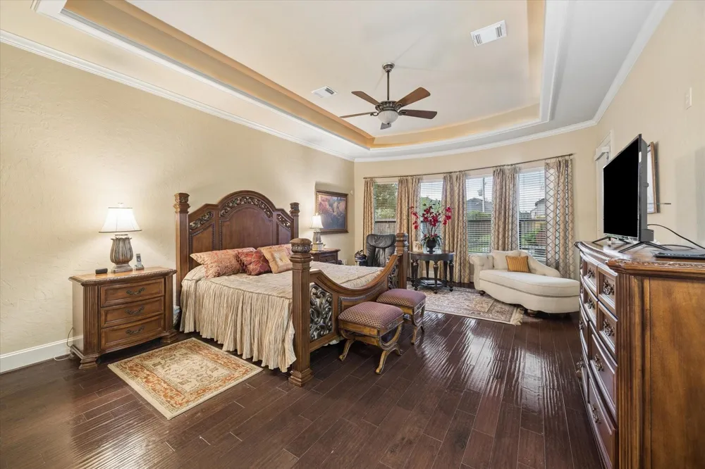 53 New Oak Trail Humble, TX 77346