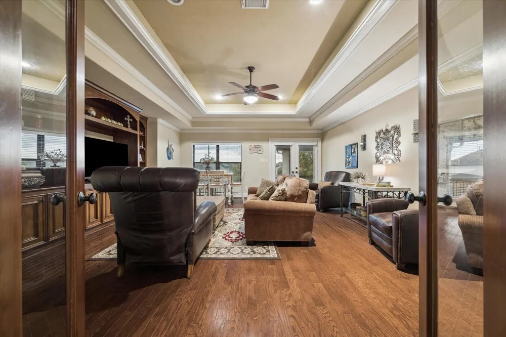 53 New Oak Trail Humble, TX 77346