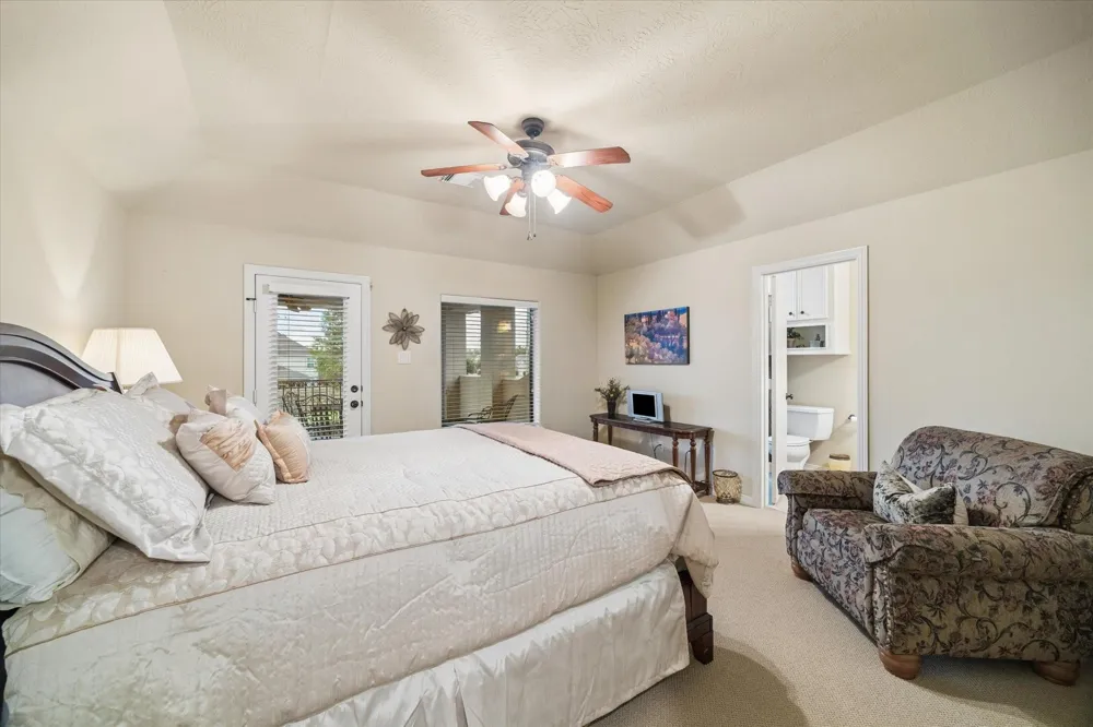 53 New Oak Trail Humble, TX 77346