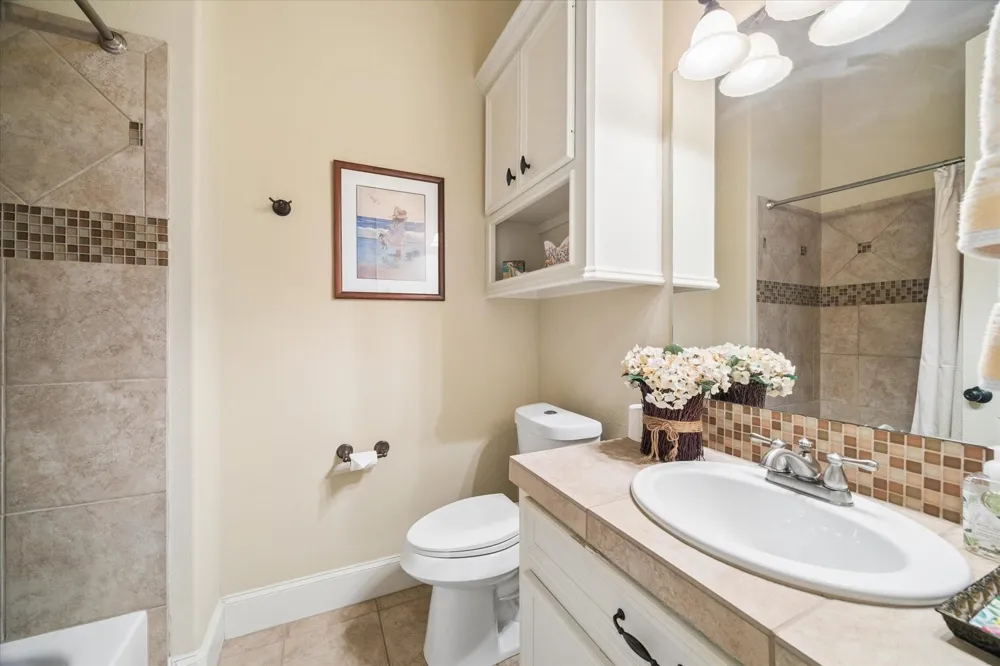 53 New Oak Trail Humble, TX 77346