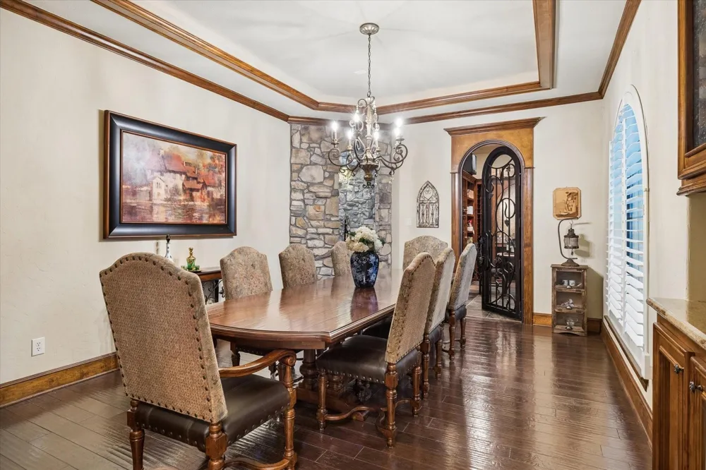 53 New Oak Trail Humble, TX 77346