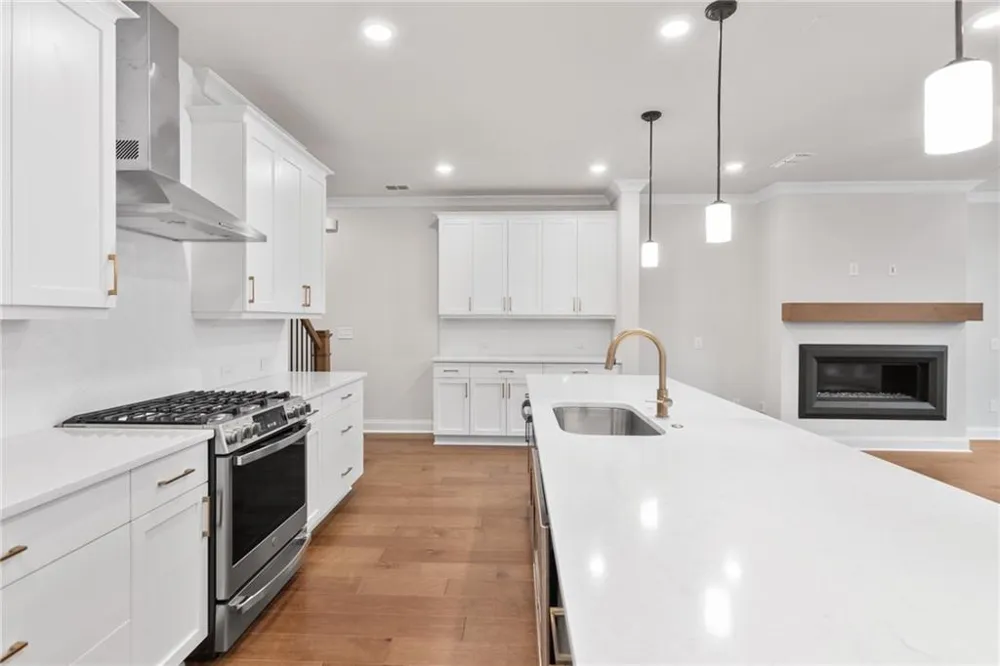 5693 Broad River View #443 Peachtree Corners, GA 30092