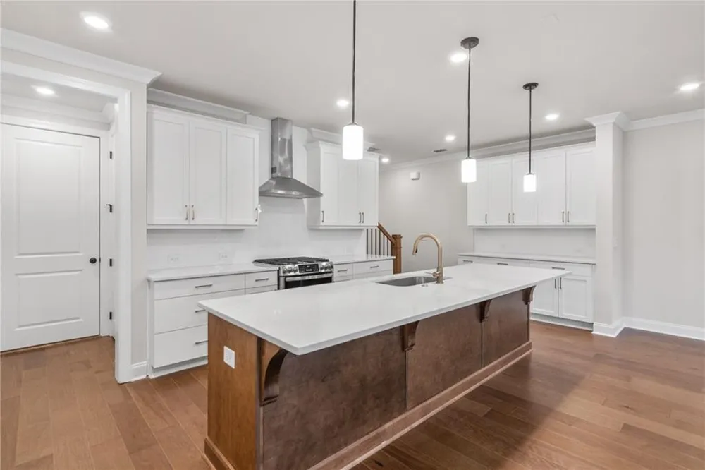 5693 Broad River View #443 Peachtree Corners, GA 30092