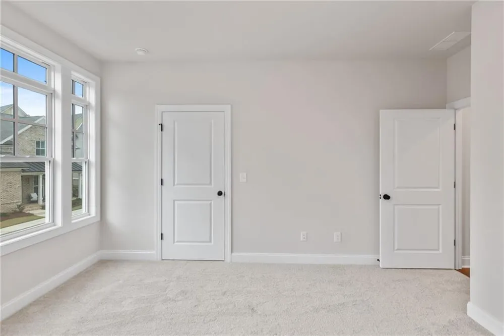 5693 Broad River View #443 Peachtree Corners, GA 30092