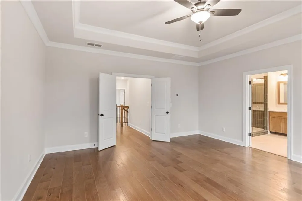 5693 Broad River View #443 Peachtree Corners, GA 30092