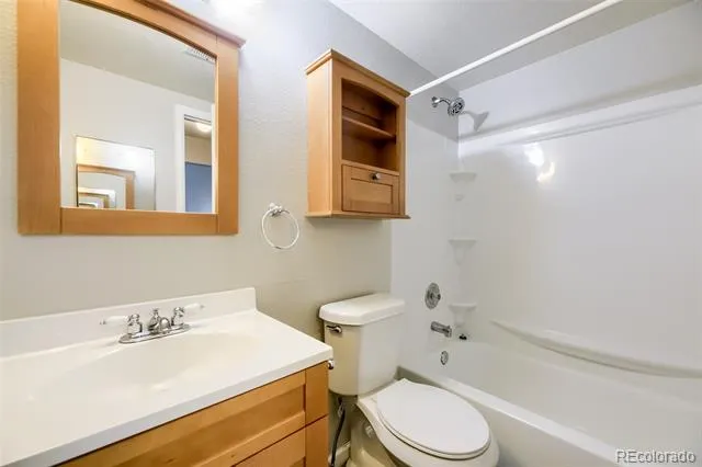 3606 S Depew Street #201 Denver, CO 80235