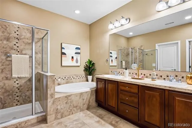 8966 E Nichols Place Centennial, CO 80112