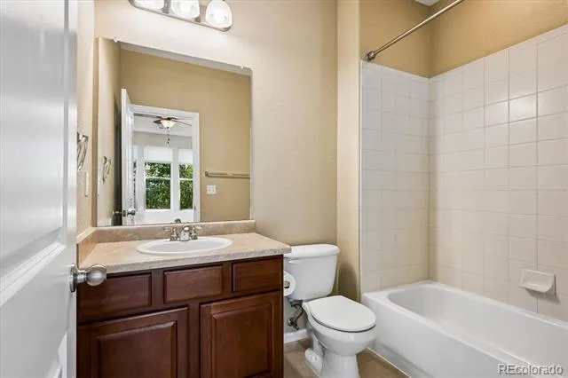 8966 E Nichols Place Centennial, CO 80112