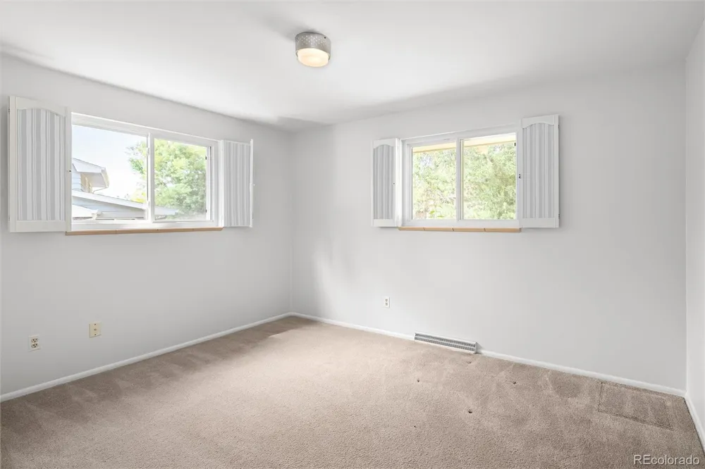 2285 W Davies Avenue Littleton, CO 80120