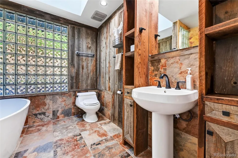 4620 Hilltop Road Evergreen, CO 80439