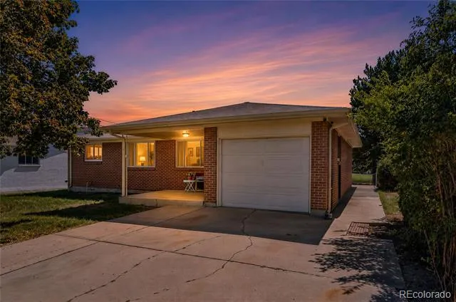 1360 W 6th Avenue Broomfield, CO 80020