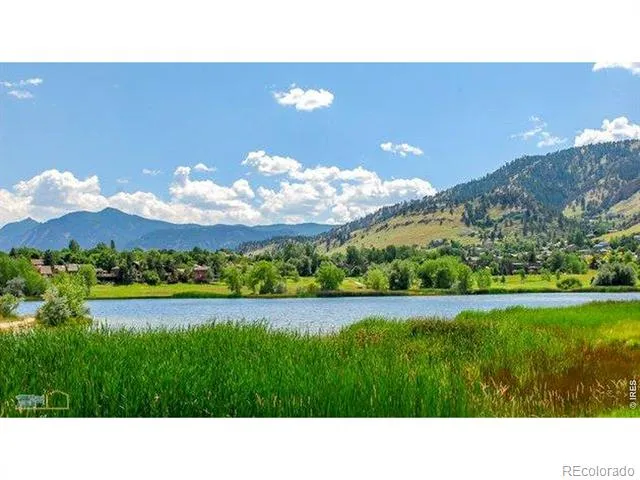 3874 Broadway Street #8 Boulder, CO 80304