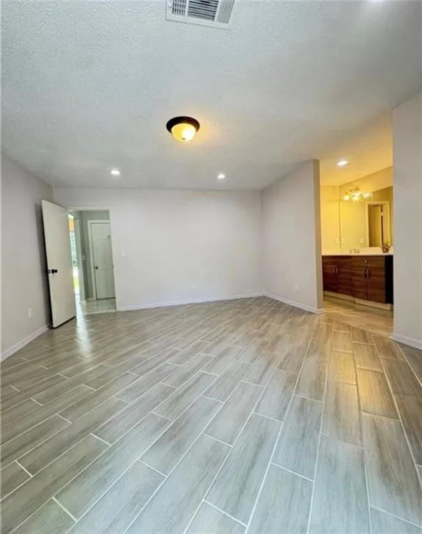 3285 Rollingbrook way Duluth, GA 30096