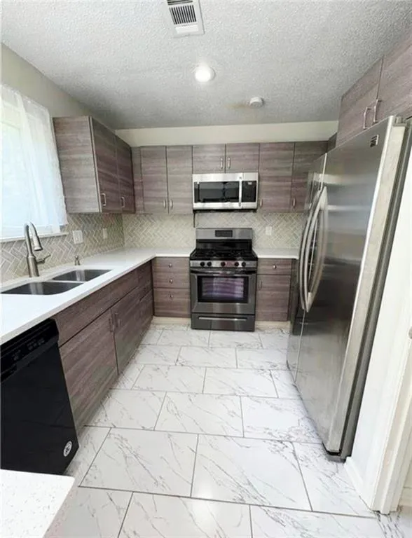 3285 Rollingbrook way Duluth, GA 30096
