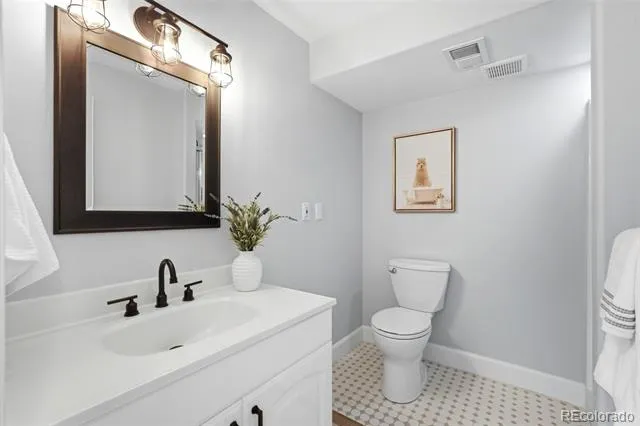 8512 Union Circle Arvada, CO 80005