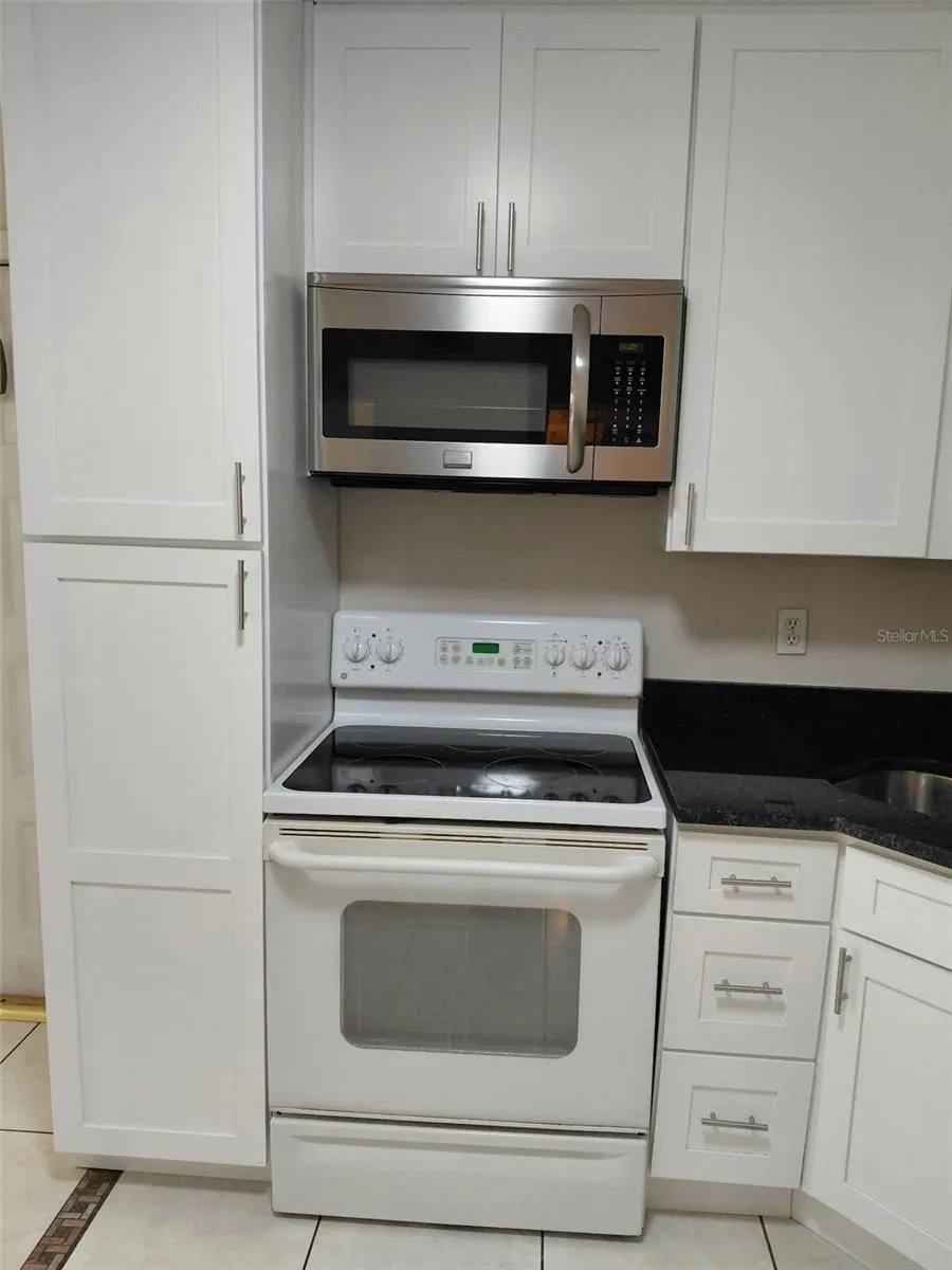 8203 SUN SPRING CIRCLE #21 Orlando, FL 32825