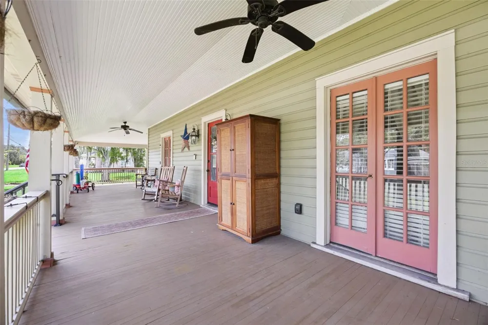 2201 CELERY AVENUE Sanford, FL 32771
