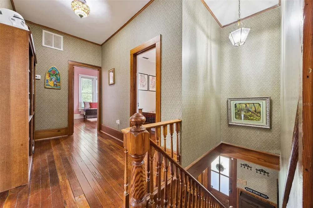 2201 CELERY AVENUE Sanford, FL 32771