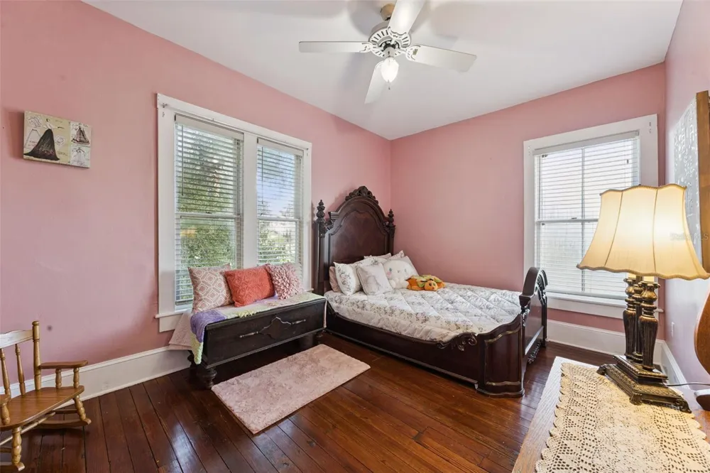 2201 CELERY AVENUE Sanford, FL 32771