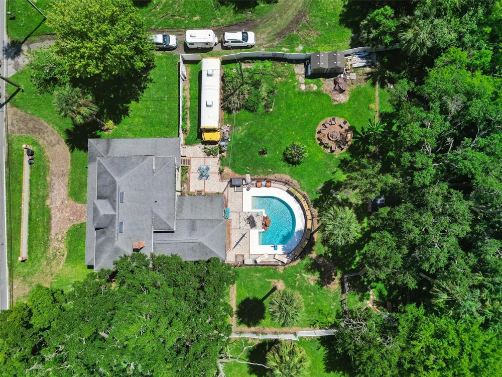 2201 CELERY AVENUE Sanford, FL 32771