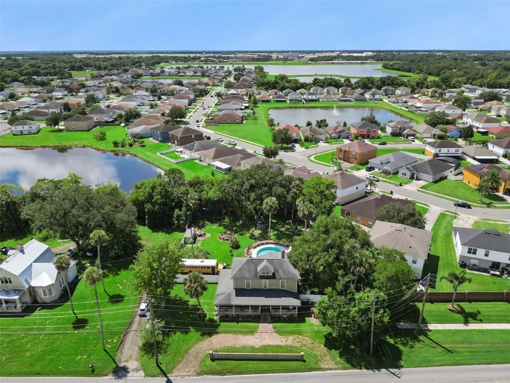 2201 CELERY AVENUE Sanford, FL 32771