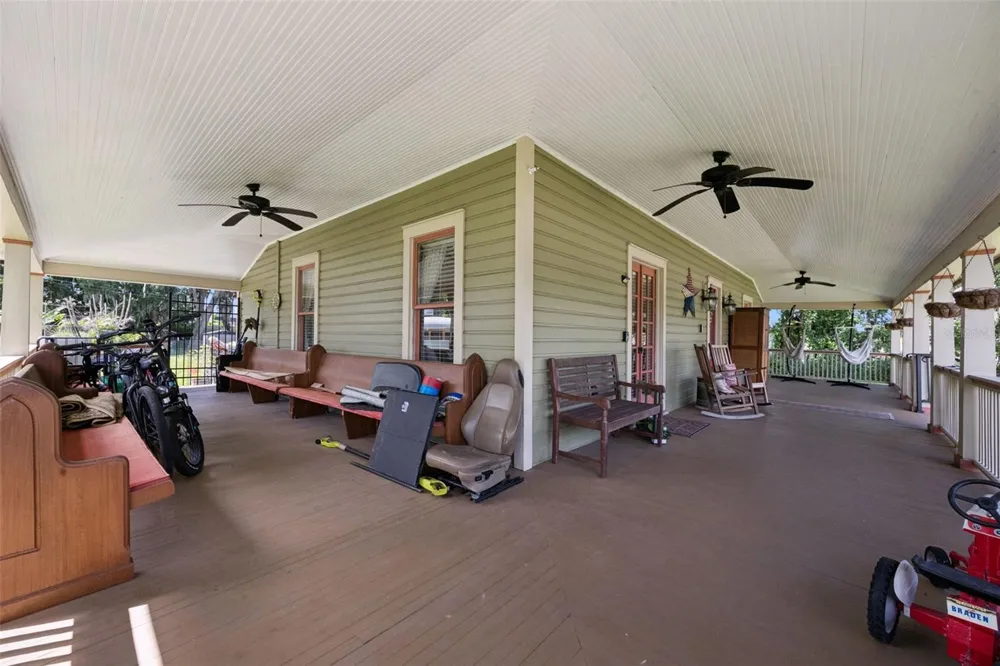 2201 CELERY AVENUE Sanford, FL 32771
