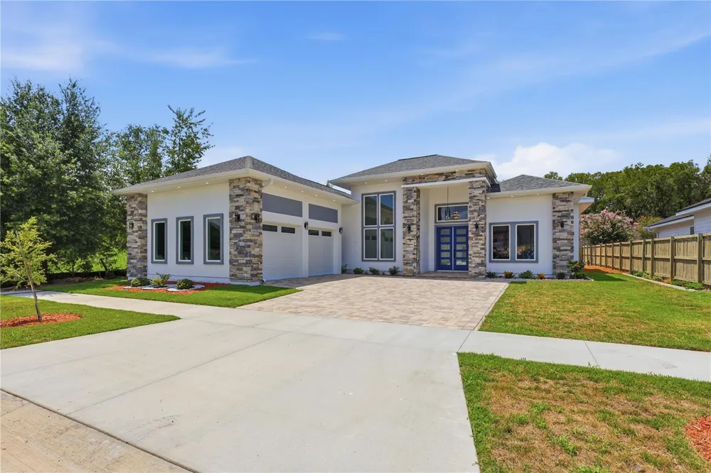 12041 SW 12TH LANE Gainesville, FL 32607