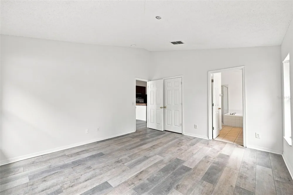 2247 MAJESTIC EAGLE CIRCLE Clermont, FL 34714