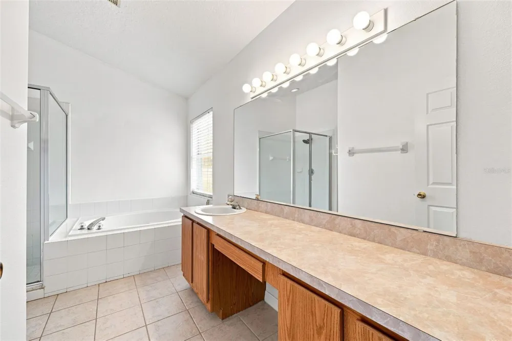 2247 MAJESTIC EAGLE CIRCLE Clermont, FL 34714