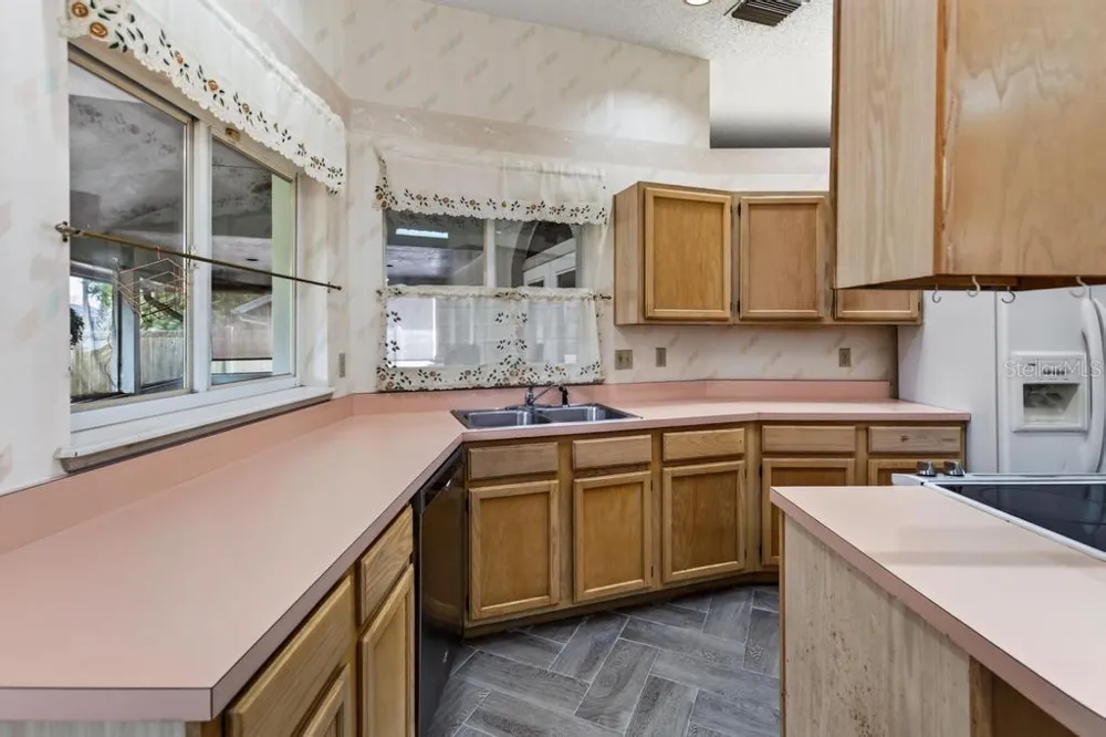 110 WELLINGTON DRIVE Palm Coast, FL 32164