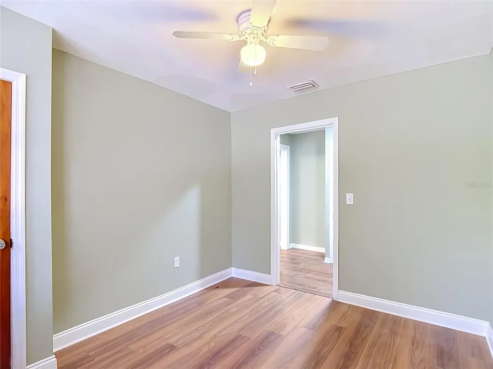 1304 E DIANA STREET Tampa, FL 33604